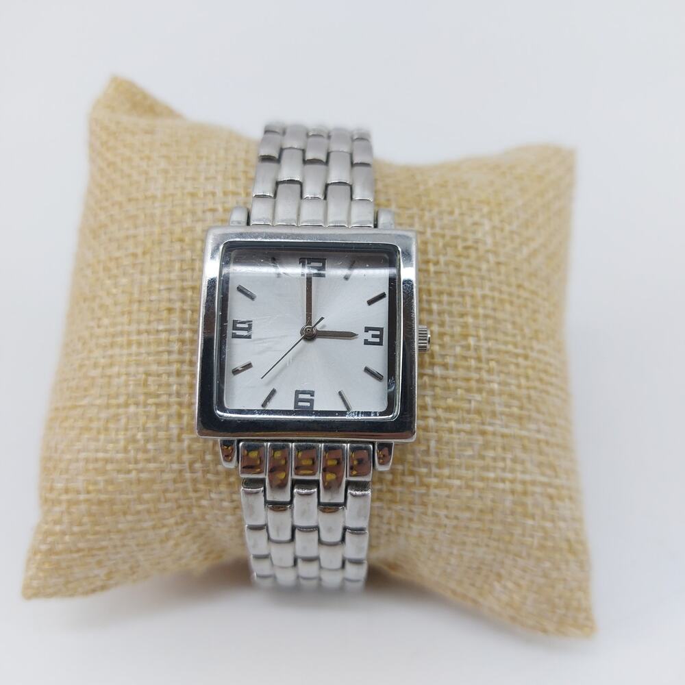 Merona Womens Wristwatch Analog Silver Tone Metal Bracelet Watch Y2K
